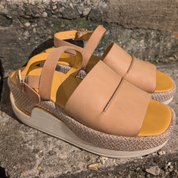4CCCCEES Eclipse Pinch Chunky Platform Sandals Beige - Picture 3 of 7